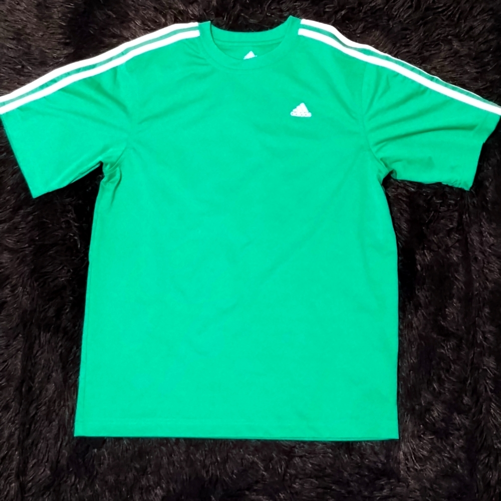 XL men's Adidas soccer Tshirt Grass Green like new light light weight quick dry